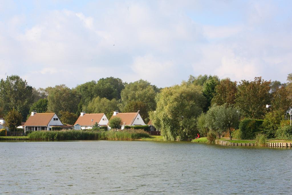 Hotel Sunparks Oostduinkerke - Plopsaland Esterno foto